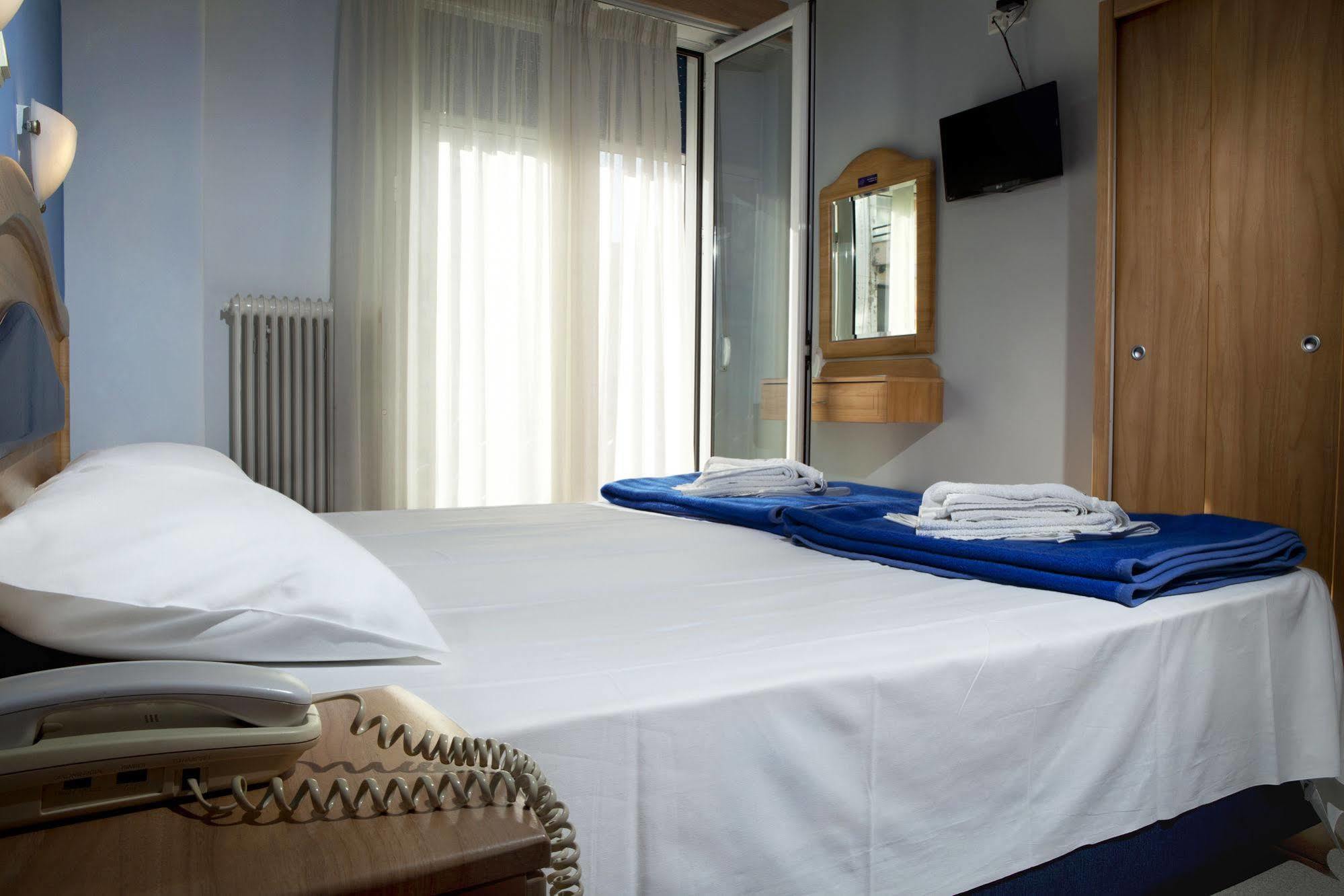 Hotel Argo Volos Buitenkant foto